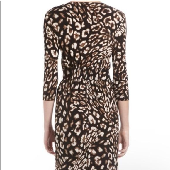 NWT BCBGMAXAZRIA Leopard Print V-Neck Tulip Skirt Wrap Dress - Picture 7 of 12